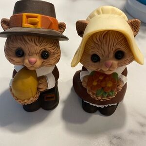Chipmunks salt and pepper shakers